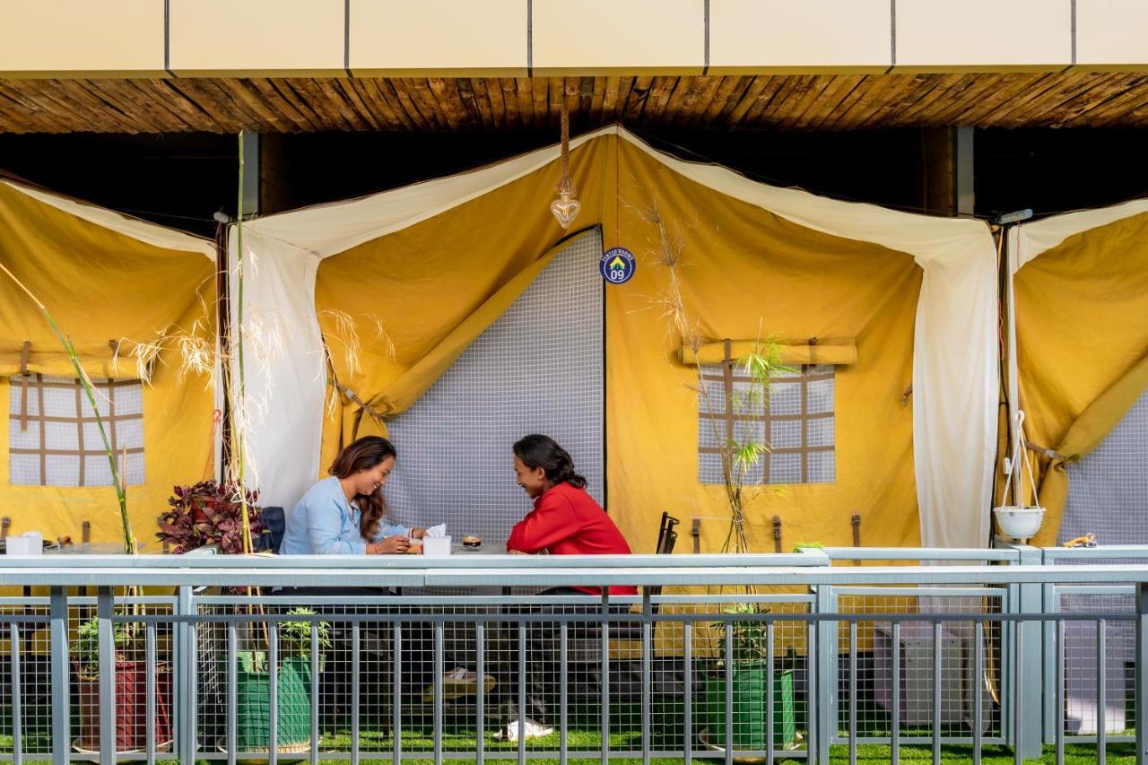 Kalash Parkaze And Tent Inn ポカラ エクステリア 写真