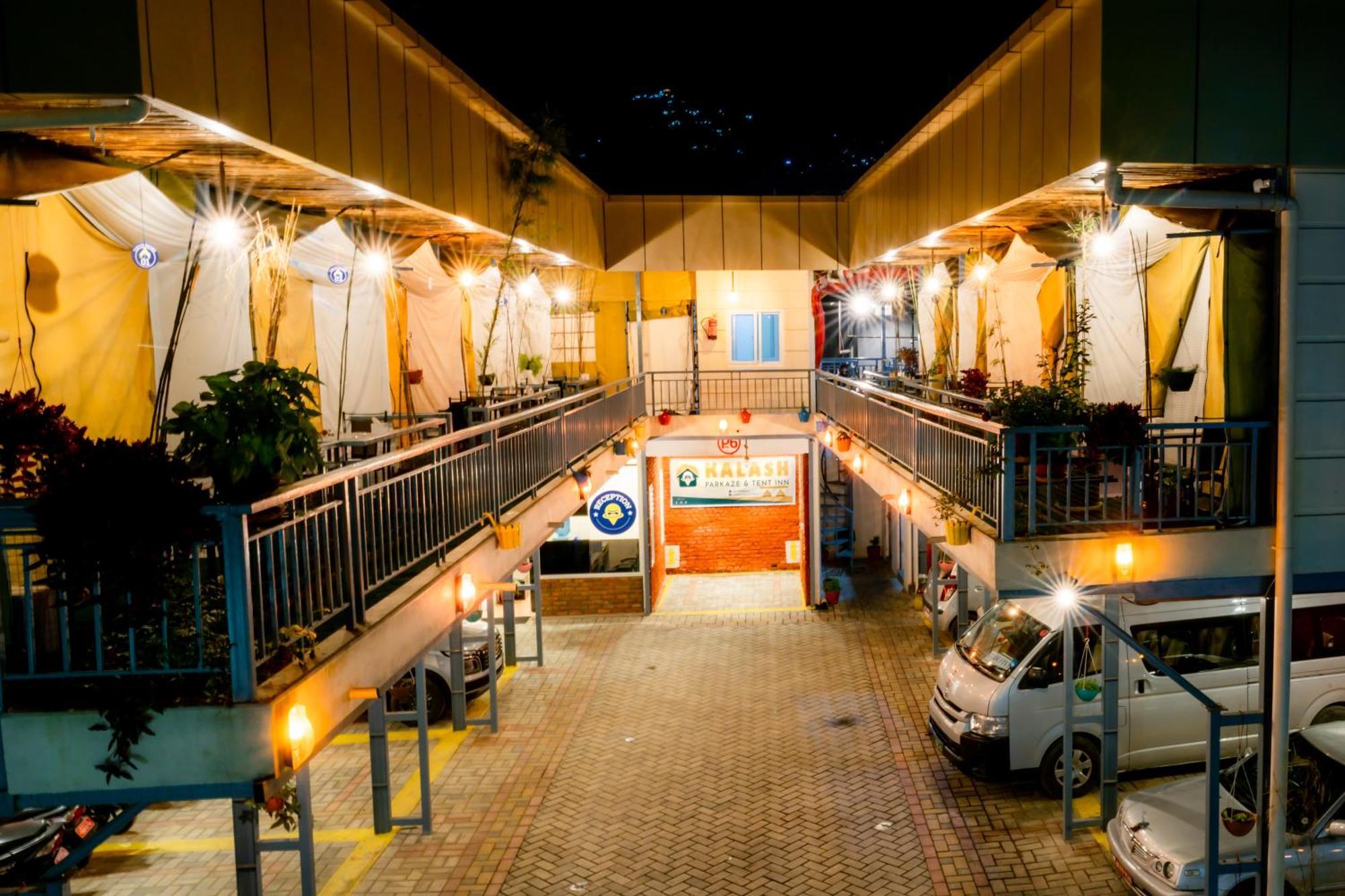 Kalash Parkaze And Tent Inn ポカラ エクステリア 写真